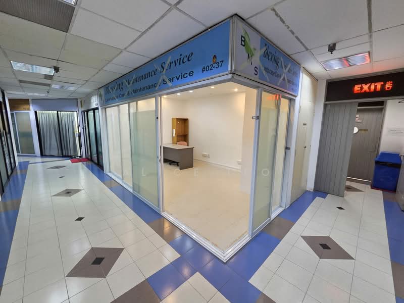 Bukit Timah Shopping Centre, 170 Upper Bukit Timah Road, 151 sqft, Mall Shop For Rent, by Alice Teo, 500154309 - Interior - CommercialGuru.com.sg