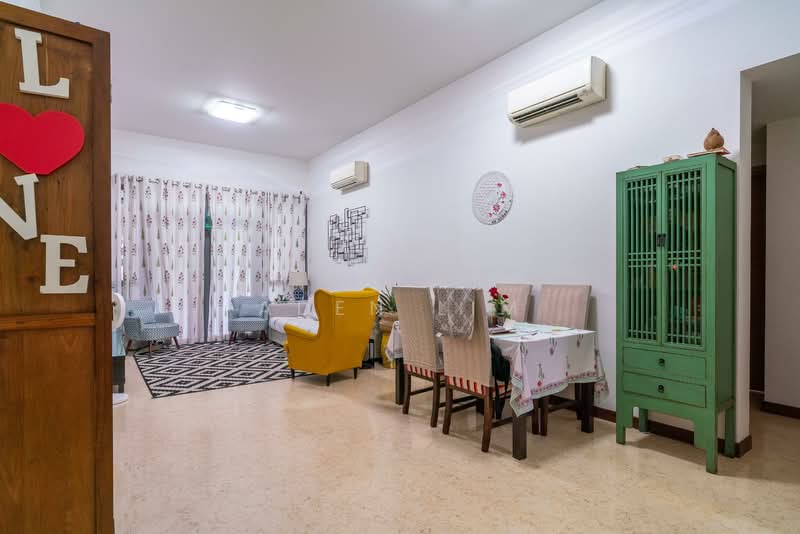 The Waterina, 51 Lorong 40 Geylang, 2 Bedrooms, 1,313 sqft, Apartment For Rent, by Aden Lim, 500154314 - Living Room - PropertyGuru.com.sg