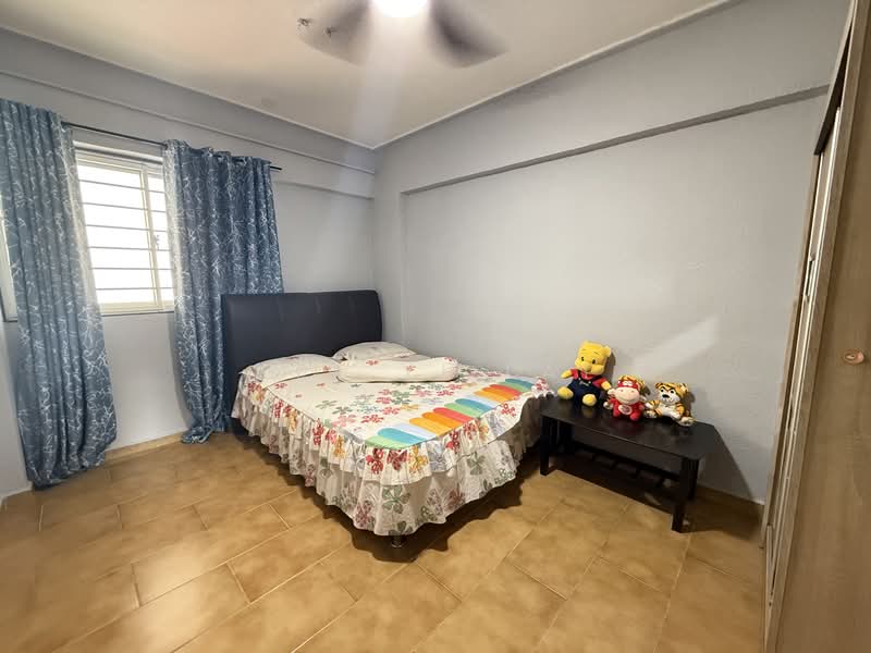 338 Bukit Batok Street 34, 338 Bukit Batok Street 34, 3 Bedrooms, 904 sqft, HDB Flat For Rent, by Xin Yi Lai, 500154325 - Bedroom 3 - PropertyGuru.com.sg