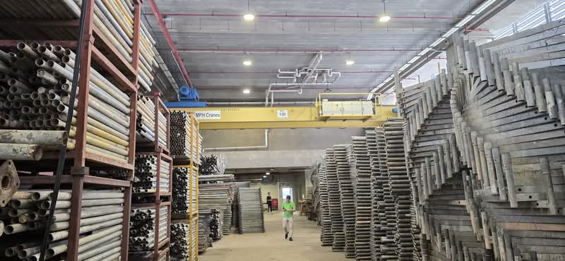 Fan Yoong Road / international road / Soon lee road / Enterprise Road / Kwong Min Road / Wan Lee Roa, Fan Yoong Road, 155,000 sqft, Factory / Workshop (B2) For Sale, by Max Koh, 500154339 - CommercialGuru.com.sg