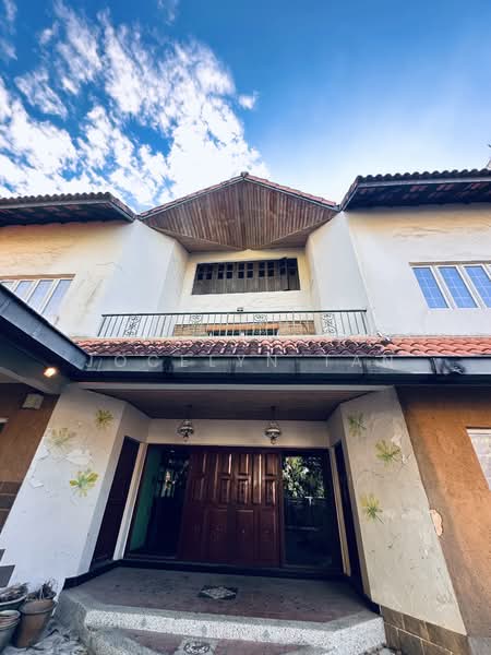 Freehold Detached D15 / Mediterranean Charm in Tranquil Enclave, No West Sun/ / Quiet & Tranquil / A&A or Rebuild Potential, 7 Bedrooms, 4,000 sqft, Detached House For Sale, by Jocelyn Tan, 500154345 - Exterior - PropertyGuru.com.sg