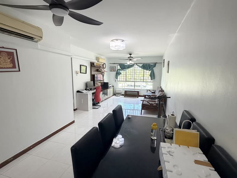 Melville Park, 12 Simei Street 1, 2 Bedrooms, 958 sqft, Condominium For Sale, by Jimmy Lye, 500154346 - Living Room - PropertyGuru.com.sg