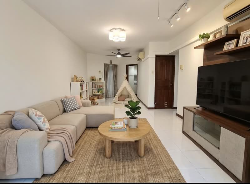 Melville Park, 12 Simei Street 1, 2 Bedrooms, 958 sqft, Condominium For Sale, by Jimmy Lye, 500154346 - Living Room - PropertyGuru.com.sg