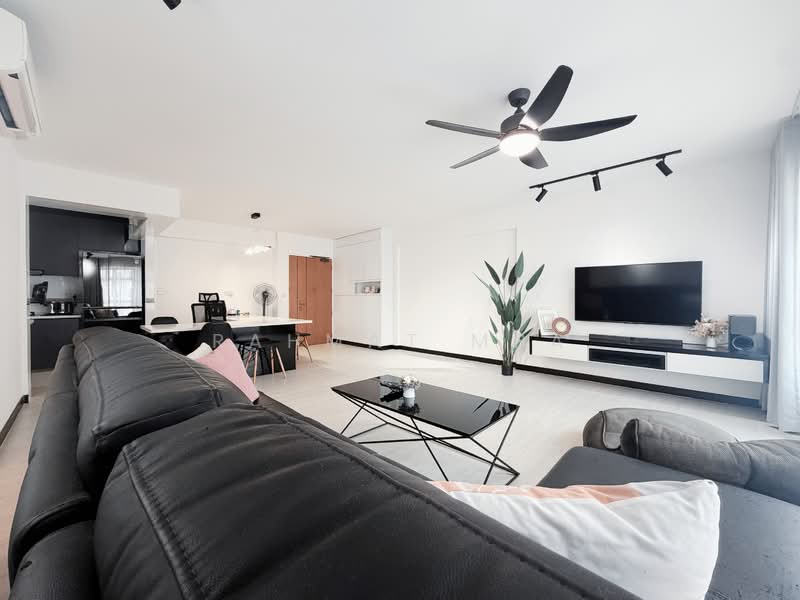 471B Fernvale Street, 471B Fernvale Street, 3 Bedrooms, 1,216 sqft, HDB Flat For Sale, by Rahmat MBA, 500154353 - Living Room - PropertyGuru.com.sg