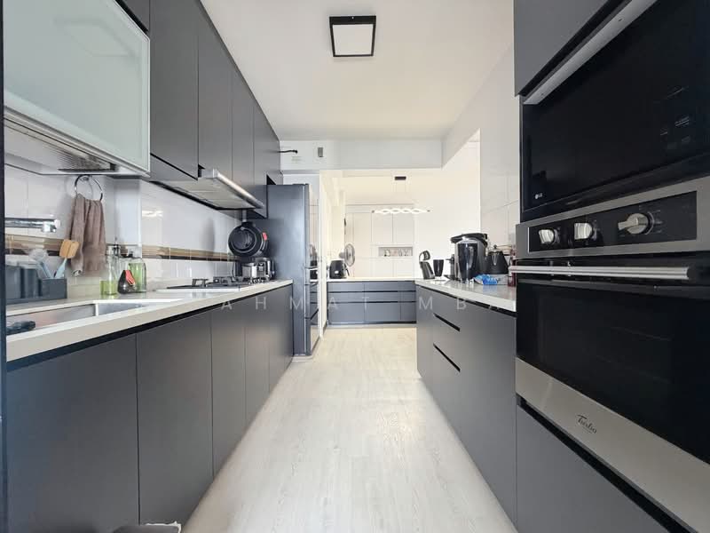 471B Fernvale Street, 471B Fernvale Street, 3 Bedrooms, 1,216 sqft, HDB Flat For Sale, by Rahmat MBA, 500154353 - Kitchen - PropertyGuru.com.sg
