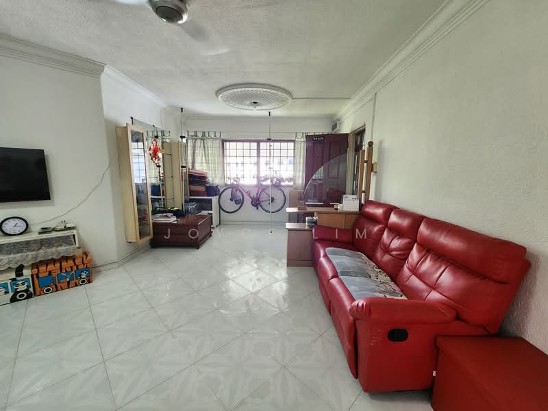 211 Bukit Batok Street 21, 211 Bukit Batok Street 21, 3 Bedrooms, 1,119 sqft, HDB Flat For Sale, by Joyce Lim, 500154354 - Living Room - PropertyGuru.com.sg