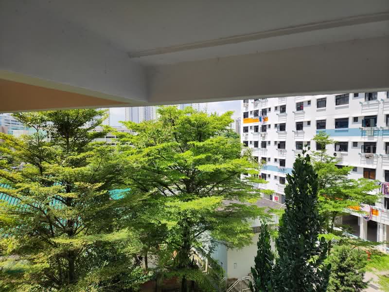 211 Bukit Batok Street 21, 211 Bukit Batok Street 21, 3 Bedrooms, 1,119 sqft, HDB Flat For Sale, by Joyce Lim, 500154354 - Exterior - PropertyGuru.com.sg
