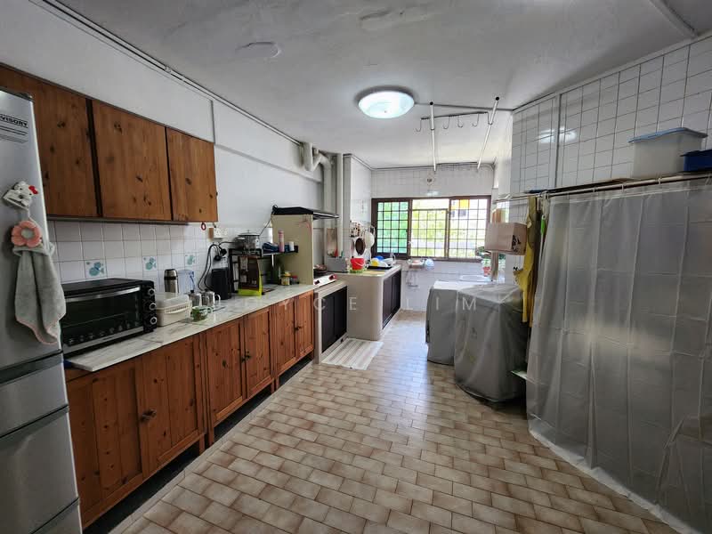 211 Bukit Batok Street 21, 211 Bukit Batok Street 21, 3 Bedrooms, 1,119 sqft, HDB Flat For Sale, by Joyce Lim, 500154354 - Kitchen - PropertyGuru.com.sg