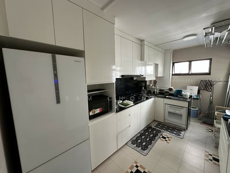122A Sengkang East Way, 122A Sengkang East Way, 3 Bedrooms, 1,184 sqft, HDB Flat For Sale, by Sam Chong, 500154370 - Kitchen - PropertyGuru.com.sg