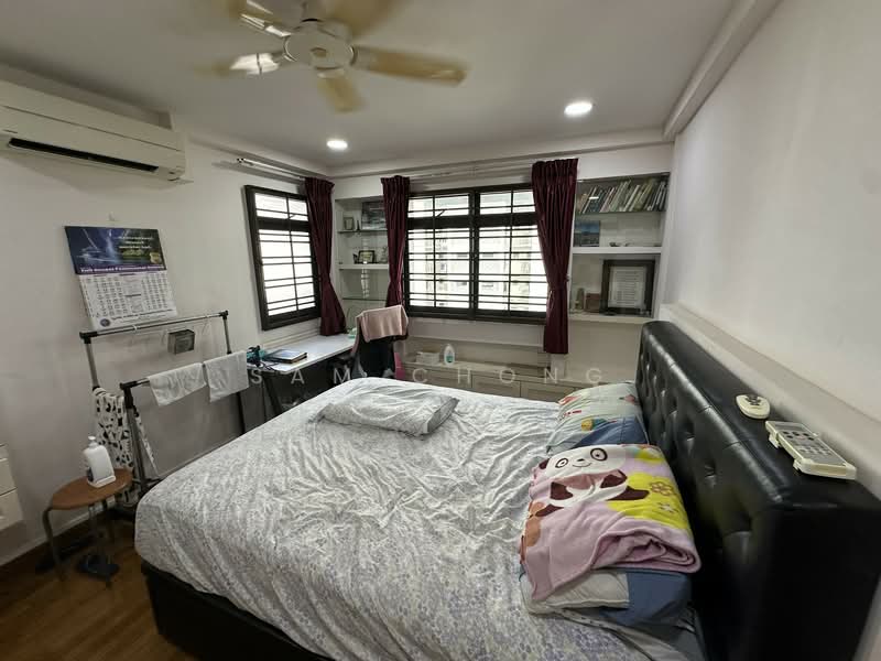 122A Sengkang East Way, 122A Sengkang East Way, 3 Bedrooms, 1,184 sqft, HDB Flat For Sale, by Sam Chong, 500154370 - Bedroom - PropertyGuru.com.sg