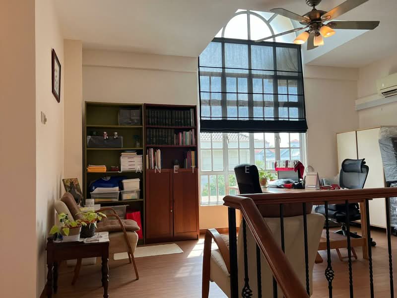 Eastwood, , Room Rental, 150 sqft, Terraced House For Rent, by Janet Wee, 500154377 - Study - PropertyGuru.com.sg