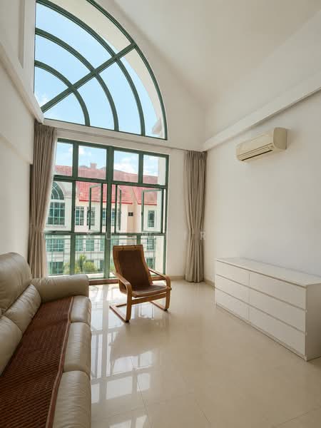 The Sunnydale, 23 Serangoon Avenue 3, 3 Bedrooms, 1,507 sqft, Condominium For Rent, by Xu Weiru, 500154379 - Living Room - PropertyGuru.com.sg