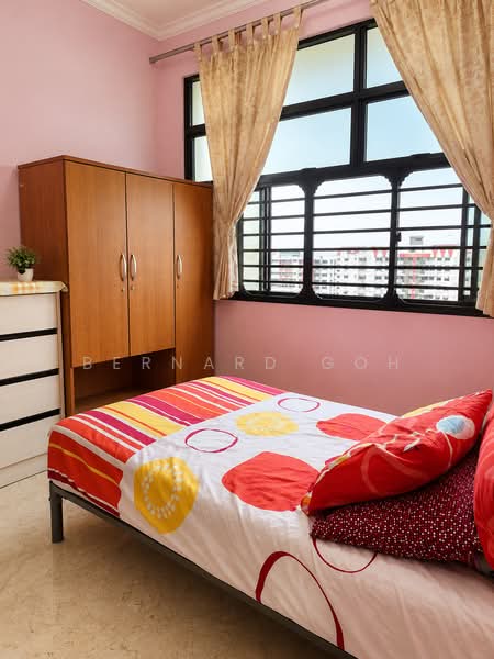 290F Bukit Batok Street 24, 290F Bukit Batok Street 24, 3 Bedrooms, 1,302 sqft, HDB Flat For Sale, by Bernard Goh, 500154384 - Bedroom - PropertyGuru.com.sg