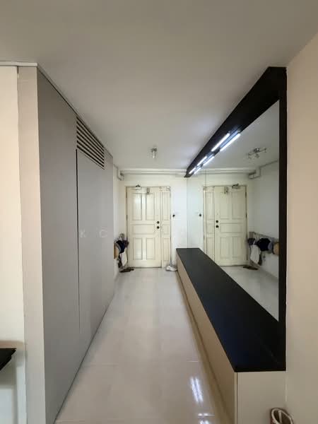 339A Sembawang Close, 339A Sembawang Close, 4 Bedrooms, 1,410 sqft, HDB Flat For Sale, by KC Chong, 500154396 - Entrance - PropertyGuru.com.sg