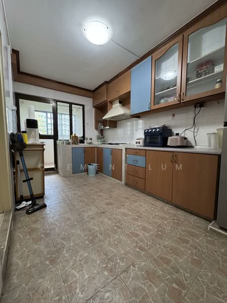 964 Hougang Avenue 9, 964 Hougang Avenue 9, 3 Bedrooms, 1,076 sqft, HDB Flat For Sale, by Clement Lum, 500154406 - Kitchen - PropertyGuru.com.sg