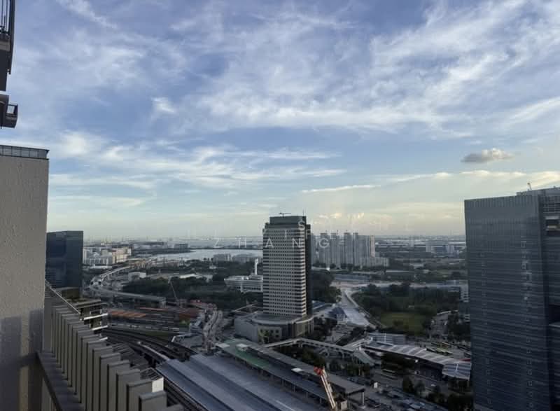 J Gateway, 2 Gateway Drive, 3 Bedrooms, 947 sqft, Condominium For Rent, by Yi Yun Shone Zhang, 500154407 - Exterior - PropertyGuru.com.sg