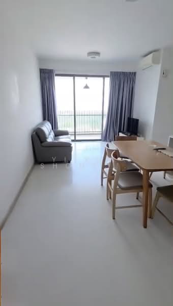 J Gateway, 2 Gateway Drive, 3 Bedrooms, 947 sqft, Condominium For Rent, by Yi Yun Shone Zhang, 500154407 - PropertyGuru.com.sg