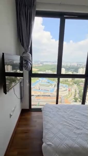 J Gateway, 2 Gateway Drive, 3 Bedrooms, 947 sqft, Condominium For Rent, by Yi Yun Shone Zhang, 500154407 - PropertyGuru.com.sg
