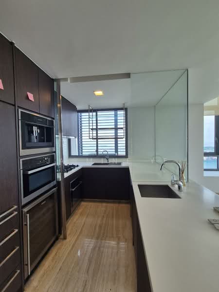 Altez, 16 Enggor Street, 3 Bedrooms, 1,593 sqft, Condominium For Sale, by Jasmine Ye, 500154415 - Kitchen - PropertyGuru.com.sg