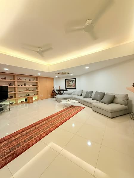 Wareham Road, Wareham Road, 6 Bedrooms, 8,000 sqft, Detached House For Sale, by CHERMAINE Koh Lay Cheng, 500154425 - Living Room - PropertyGuru.com.sg