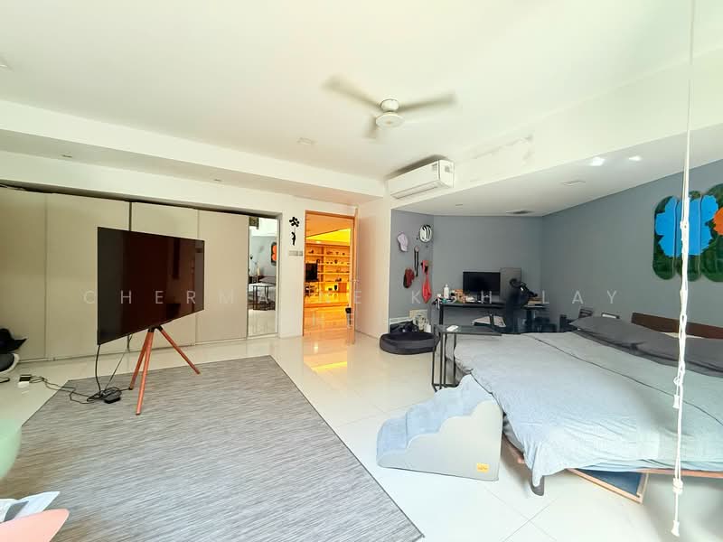 Wareham Road, Wareham Road, 6 Bedrooms, 8,000 sqft, Detached House For Sale, by CHERMAINE Koh Lay Cheng, 500154425 - PropertyGuru.com.sg