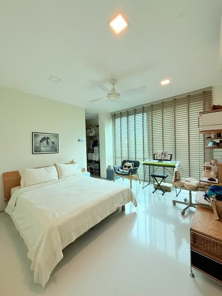 Wareham Road, Wareham Road, 6 Bedrooms, 8,000 sqft, Detached House For Sale, by CHERMAINE Koh Lay Cheng, 500154425 - PropertyGuru.com.sg
