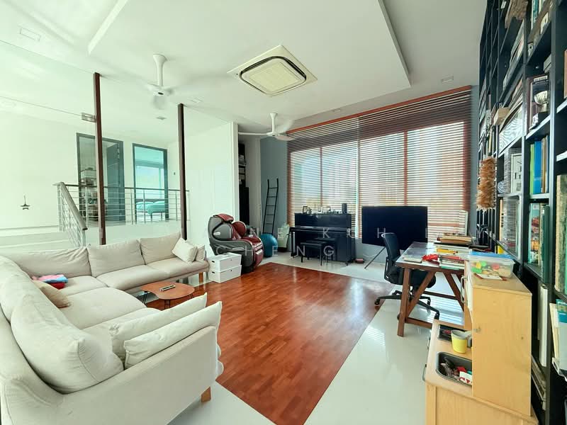 Wareham Road, Wareham Road, 6 Bedrooms, 8,000 sqft, Detached House For Sale, by CHERMAINE Koh Lay Cheng, 500154425 - PropertyGuru.com.sg