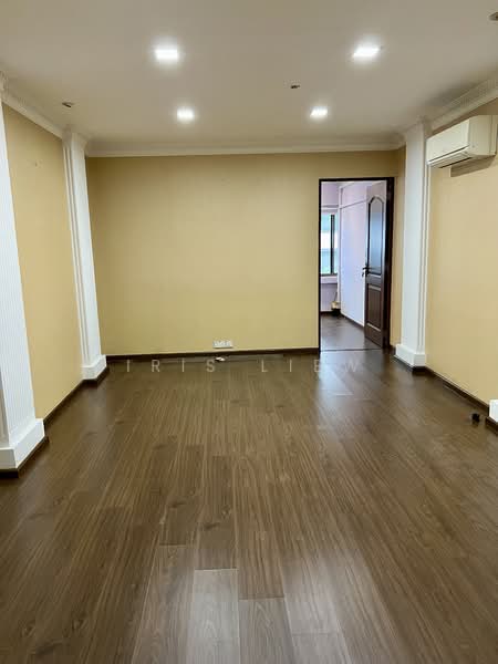United House, 20 Kramat Lane, 1,000 sqft, Office For Rent, by Iris Liew, 500154435 - Interior - CommercialGuru.com.sg
