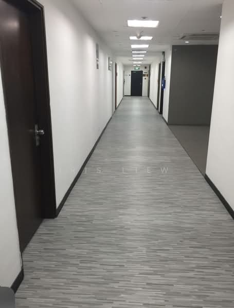 United House, 20 Kramat Lane, 1,000 sqft, Office For Rent, by Iris Liew, 500154435 - Corridor - CommercialGuru.com.sg
