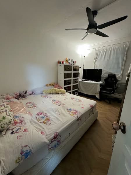 145 Woodlands Street 13, 145 Woodlands Street 13, 3 Bedrooms, 731 sqft, HDB Flat For Sale, by Rusydi Yusoff, 500154455 - Bedroom - PropertyGuru.com.sg