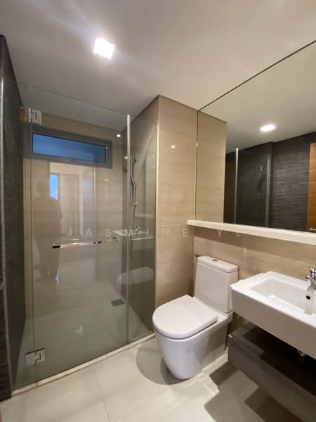 Woodhaven, 77 Woodgrove Avenue, 3 Bedrooms, 1,173 sqft, Condominium For Sale, by Jasmine Ye, 500154458 - Bathroom - PropertyGuru.com.sg