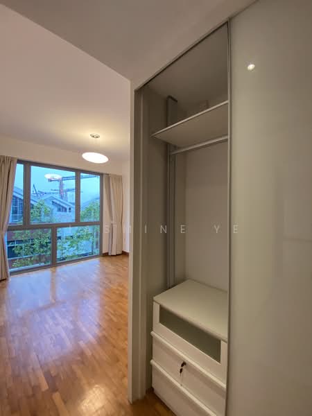 Woodhaven, 77 Woodgrove Avenue, 3 Bedrooms, 1,173 sqft, Condominium For Sale, by Jasmine Ye, 500154458 - Living Room - PropertyGuru.com.sg