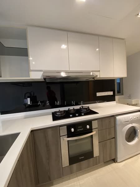 Woodhaven, 77 Woodgrove Avenue, 3 Bedrooms, 1,173 sqft, Condominium For Sale, by Jasmine Ye, 500154458 - Kitchen - PropertyGuru.com.sg