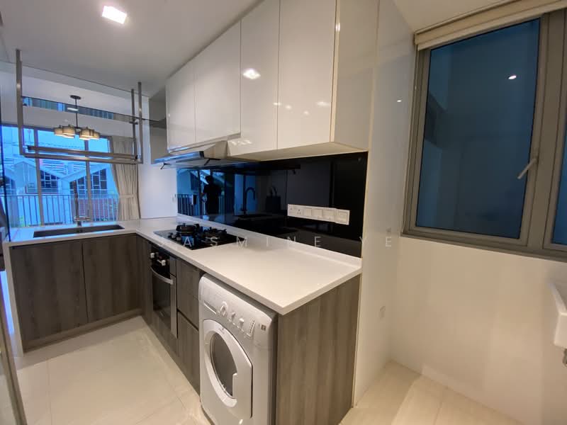Woodhaven, 77 Woodgrove Avenue, 3 Bedrooms, 1,173 sqft, Condominium For Sale, by Jasmine Ye, 500154458 - Kitchen - PropertyGuru.com.sg
