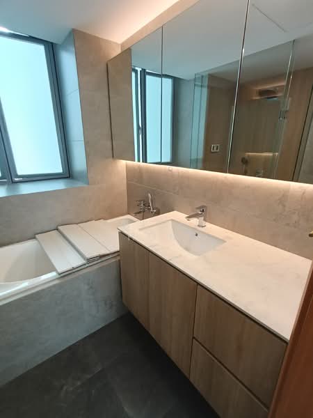 Park Infinia at Wee Nam, 2 Lincoln Road, 2 Bedrooms, 1,001 sqft, Condominium For Sale, by Galvin Chong, 500154461 - Bathroom - PropertyGuru.com.sg