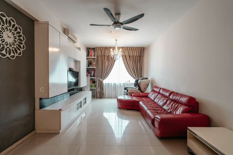 Seletar Springs Condominium, 100 Gerald Drive, 3 Bedrooms, 1,302 sqft, Condominium For Sale, by Charmaine Choo, 500154463 - Living Room - PropertyGuru.com.sg