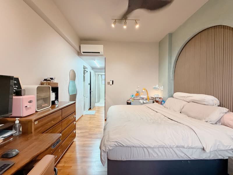 Sims Green, 7 Lorong 27A Geylang, 3 Bedrooms, 1,755 sqft, Apartment For Sale, by Jax Lim, 500154466 - Master Bedroom - PropertyGuru.com.sg