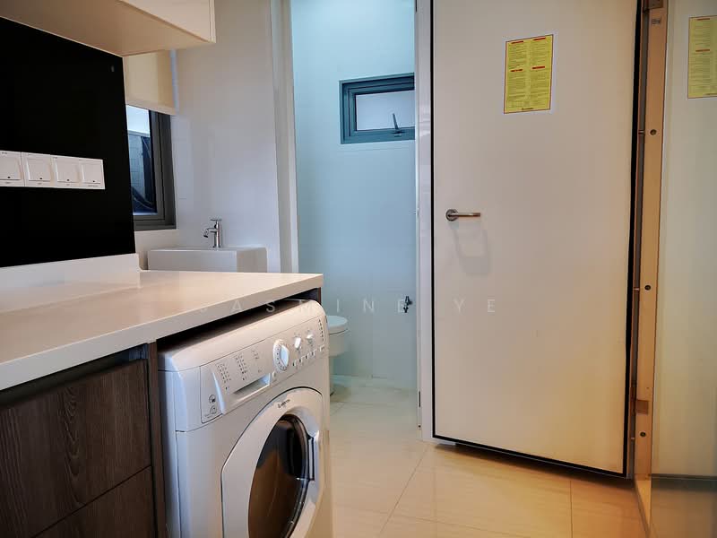 Woodhaven, 77 Woodgrove Avenue, 3 Bedrooms, 1,173 sqft, Condominium For Sale, by Jasmine Ye, 500154469 - Bathroom - PropertyGuru.com.sg