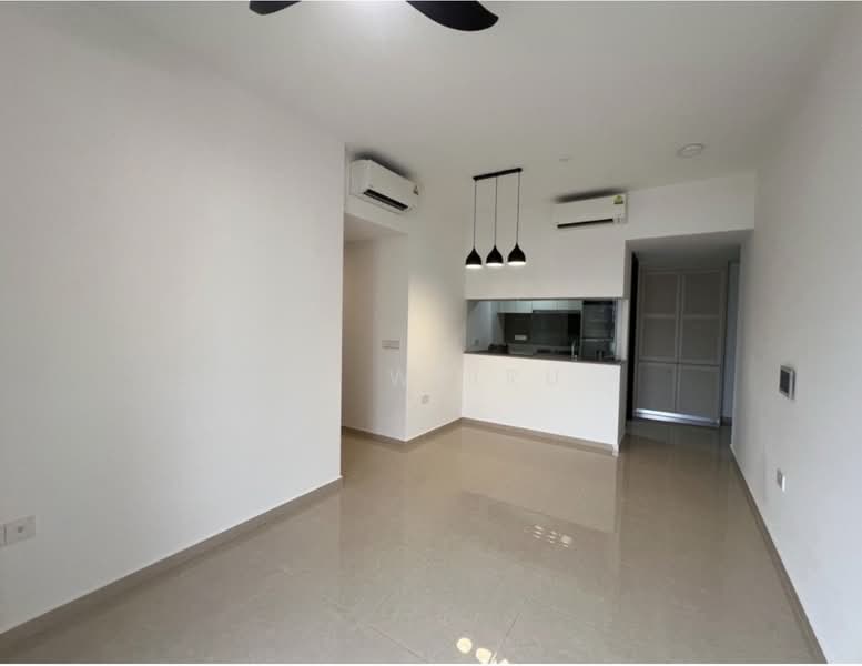 The Gazania, 5 How Sun Drive, 3 Bedrooms, 904 sqft, Condominium For Sale, by Xu Weiru, 500154472 - Living Room - PropertyGuru.com.sg