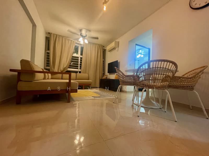 61C Strathmore Avenue, 61C Strathmore Avenue, 2 Bedrooms, 731 sqft, HDB Flat For Sale, by Ashcvin Mani, 500154480 - Living Room - PropertyGuru.com.sg