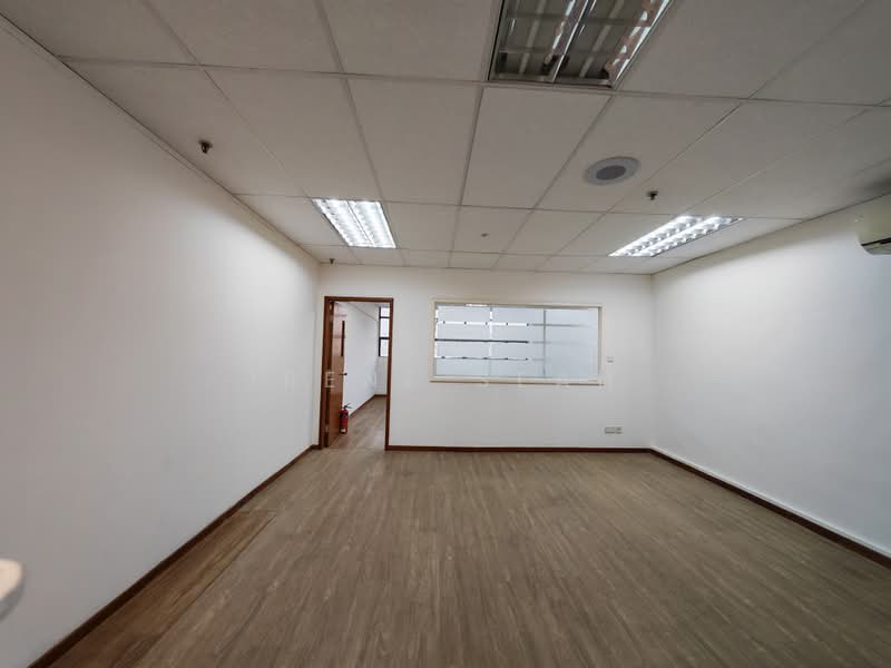 Da Jin Factory Building, 362 Upper Paya Lebar Road, 1,195 sqft, Office For Sale, by Irene Seah, 500154486 - Interior - CommercialGuru.com.sg