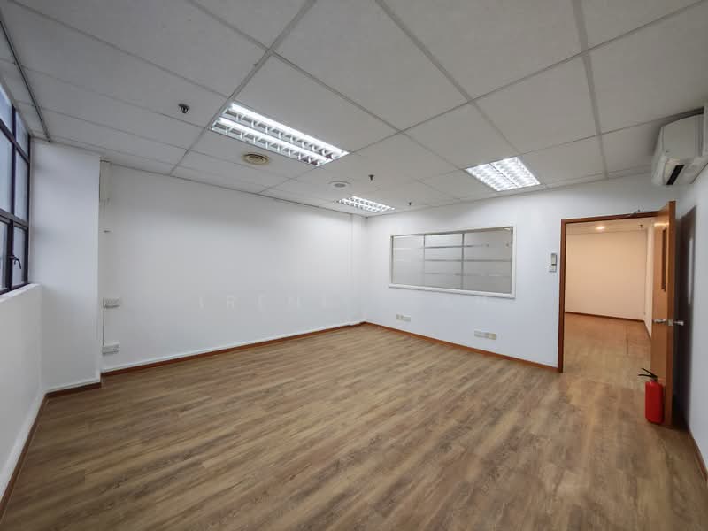 Da Jin Factory Building, 362 Upper Paya Lebar Road, 1,195 sqft, Office For Sale, by Irene Seah, 500154486 - Interior - CommercialGuru.com.sg