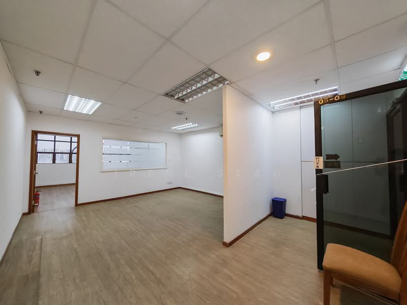 Da Jin Factory Building, 362 Upper Paya Lebar Road, 1,195 sqft, Office For Sale, by Irene Seah, 500154486 - Interior - CommercialGuru.com.sg