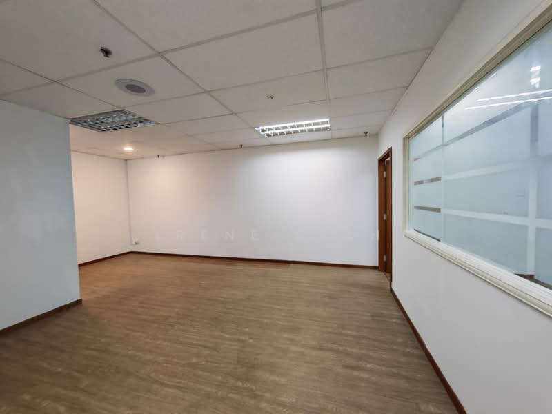 Da Jin Factory Building, 362 Upper Paya Lebar Road, 1,195 sqft, Office For Sale, by Irene Seah, 500154486 - Interior - CommercialGuru.com.sg