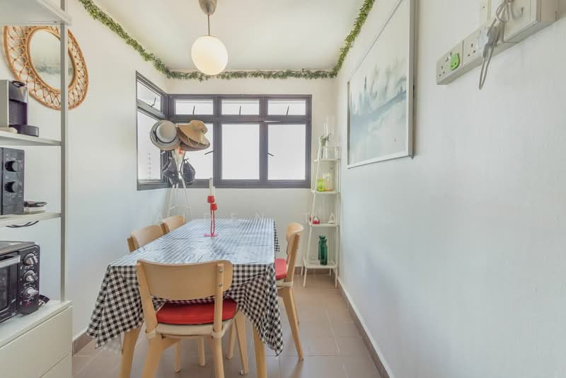 51 Lorong 6 Toa Payoh, 51 Lorong 6 Toa Payoh, 2 Bedrooms, 786 sqft, HDB Flat For Sale, by Aiden Tang, 500154491 - Dining Room - PropertyGuru.com.sg