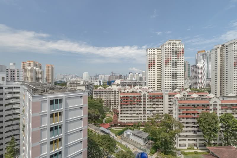 51 Lorong 6 Toa Payoh, 51 Lorong 6 Toa Payoh, 2 Bedrooms, 786 sqft, HDB Flat For Sale, by Aiden Tang, 500154491 - Exterior - PropertyGuru.com.sg