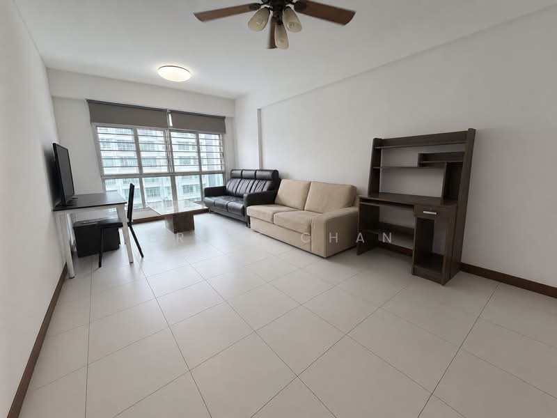446 Yishun Avenue 11, 446 Yishun Avenue 11, 3 Bedrooms, 998 sqft, HDB Flat For Sale, by Grace Chan, 500154504 - Living Room - PropertyGuru.com.sg