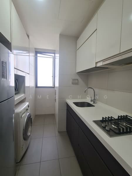 Skies Miltonia, 29 Miltonia Close, 2 Bedrooms, 714 sqft, Condominium For Rent, by James Chong, 500154548 - Kitchen - PropertyGuru.com.sg
