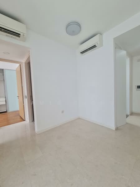 Skies Miltonia, 29 Miltonia Close, 2 Bedrooms, 714 sqft, Condominium For Rent, by James Chong, 500154548 - Interior - PropertyGuru.com.sg