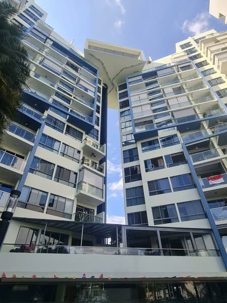 Skies Miltonia, 29 Miltonia Close, 2 Bedrooms, 714 sqft, Condominium For Rent, by James Chong, 500154548 - Exterior - PropertyGuru.com.sg